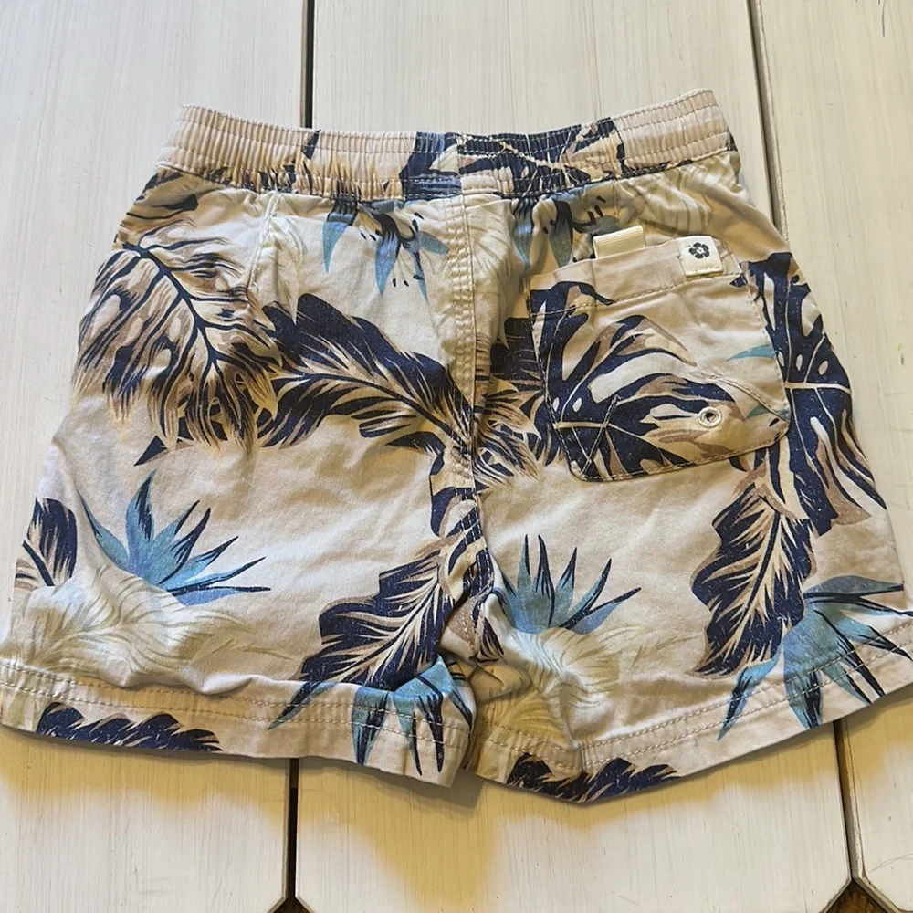 Boys Okanui Heritage Walk Short Tropical Fade Size 4 - Picture 2 of 2